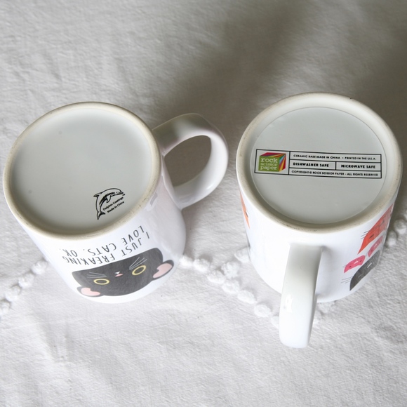 Vintage Pair of Unique Super Cute Cat Mugs - Picture 8 of 8